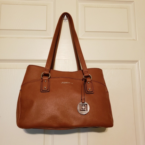 Liz Claiborne Handbags - Liz Claiborne Tote Bag